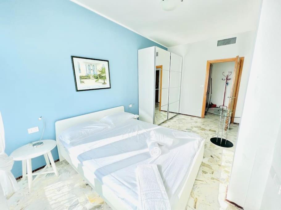 Suite Sunset 18 - Fronte Mare Sanremo Exterior photo
