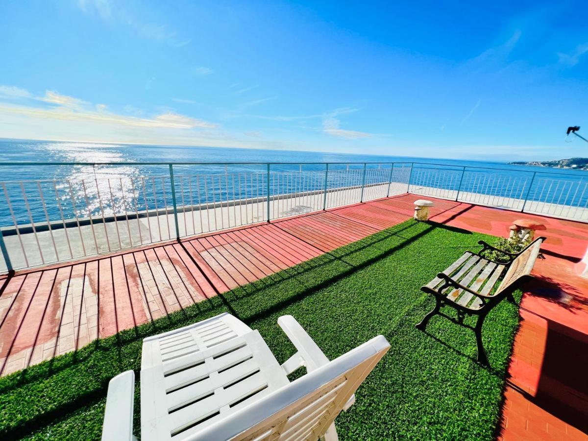 Suite Sunset 18 - Fronte Mare Sanremo Exterior photo